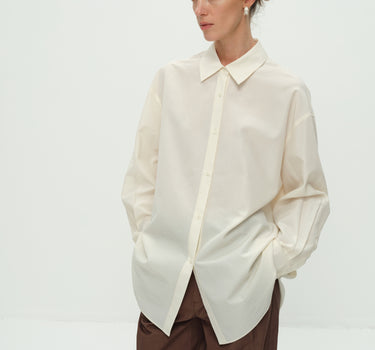 Tailored Wool-Cotton Shirt with Structured Fit