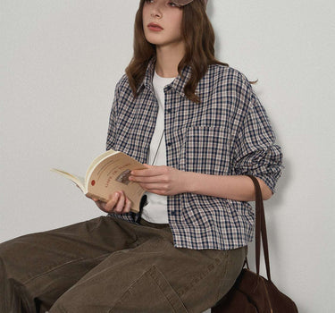 Classic Retro Plaid Shirt with Vintage Charm