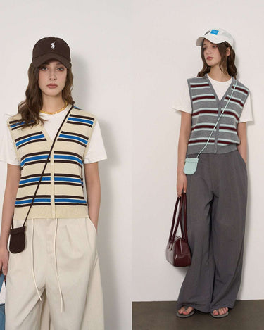 Contrast-Striped Knit T-Shirt: Retro Style, Modern Comfort