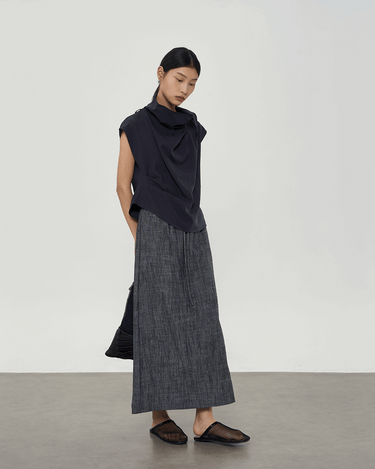 Drapey Puff Collar Sleeveless T-Shirt