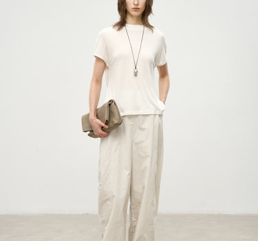 Minimalist Round Neck T-Shirt for Effortless Style