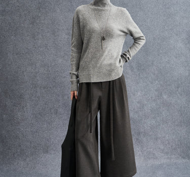 Effortless Chic High-Waist Wide-Leg Trousers