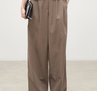 Drapey Straight-Leg Trousers for Everyday Elegance