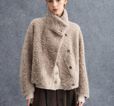Elegant Short-Length Shearling Winter Coat