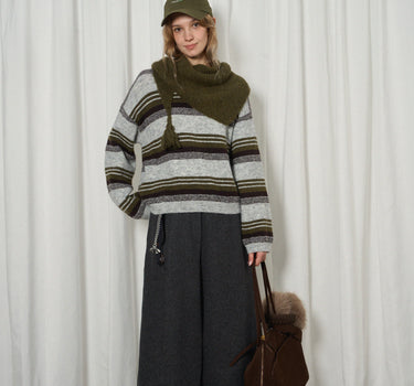 Retro Loose-Fit Triangle Shawl Knit Top