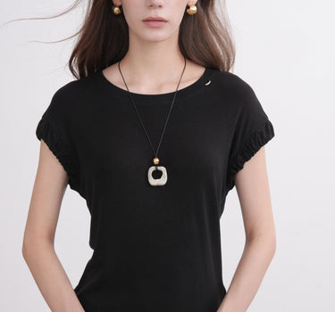 Women's Gathered Sleeve Knit Top