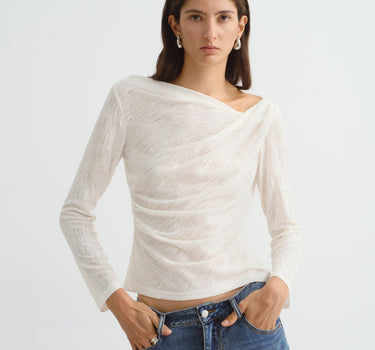 Figure-Hugging Waist-Cinched Blouse
