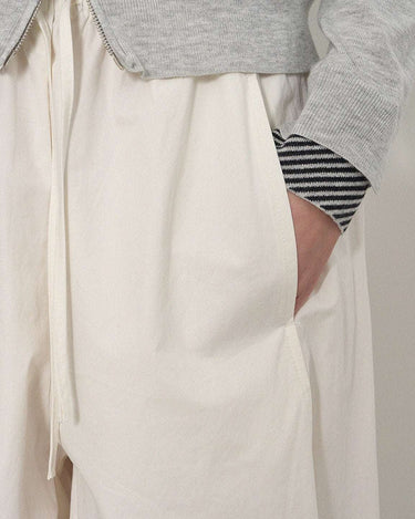 Elastic Waist Curved-Leg Pants