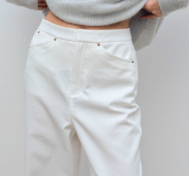 Minimalist High-Waisted Skinny Pants | Sleek & Modern