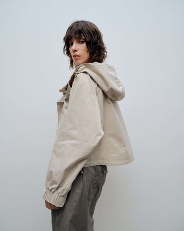 Minimalist Windbreaker Jacket for Modern Urban Style