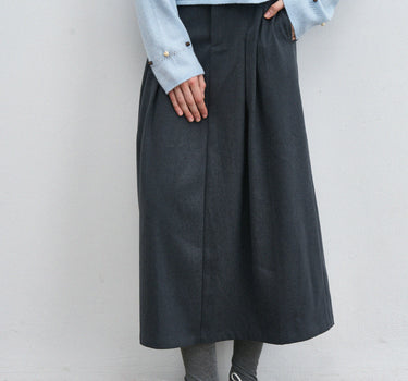 High-Waisted Pleated Maxi Skirt – Timeless Vintage Style