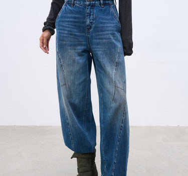 Women’s Curved-Leg Retro Denim Pants