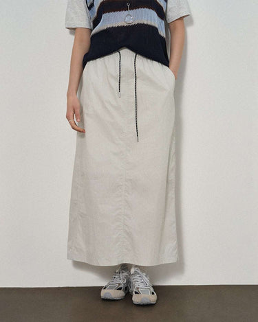 Casual Maxi Dress with Minimalist Silhouette