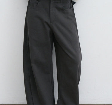 Relaxed Straight-Leg Wide-Leg Pants with Modern Flair