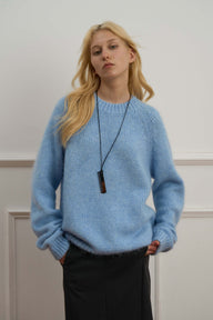Women’s Wool Blend Round Neck Pullover Sweater