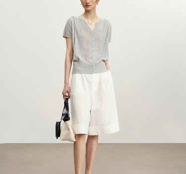 Pleated V-Neck Knit Sweater for Elegant Workwear