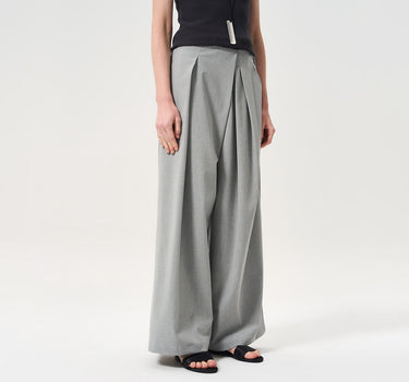 Sophisticated Wool-Blend Pleated Wide-Leg Suit Pants