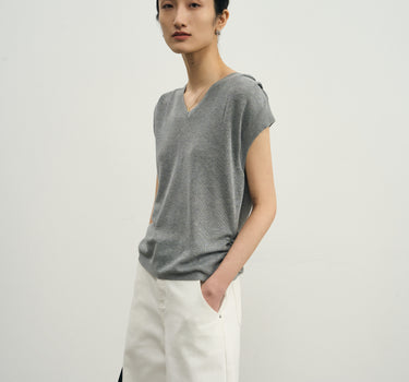 Sleek Sleeveless V-Neck Urban Top