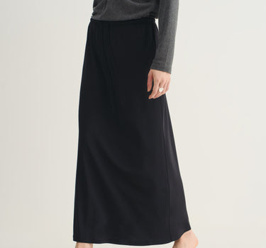 Minimalist Elastic Waist Midi Skirt
