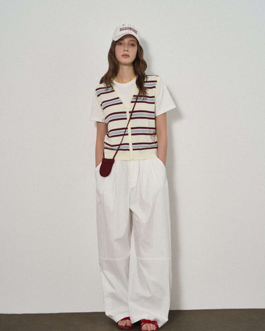 Contrast-Striped Knit T-Shirt: Retro Style, Modern Comfort