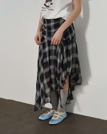 Sweet-Edgy Asymmetric Plaid Skirt for Everyday Style