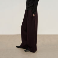 Women’s Elastic Waist Straight-Leg Trousers