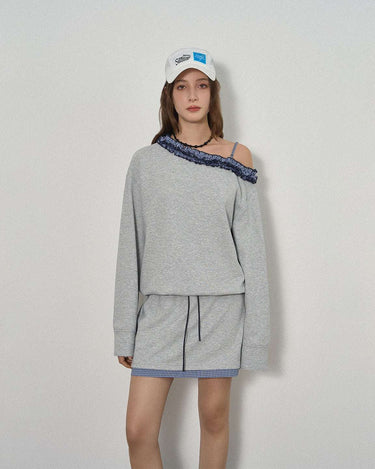 Chic Off-Shoulder Casual Set with Navy Plaid Lace Trim