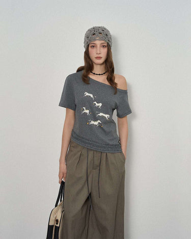 Unique Off-Shoulder Short Sleeve Top with Horse Embroidery