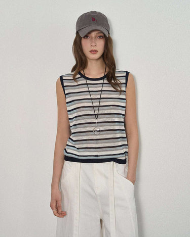 Retro-Inspired Striped Knit Vest for Spring and Summer