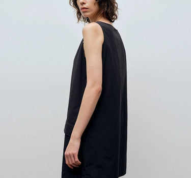 Round Neck Wide Straps Long Vest for Everyday Wear