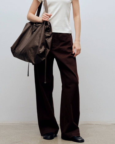 Vintage Straight-Leg Jeans with a Modern Fit