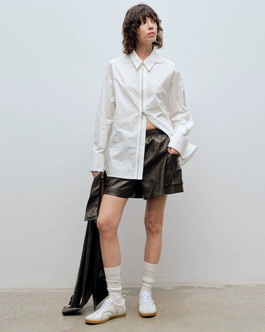 Vintage Leather Shorts with Workwear Details for Effortless Style