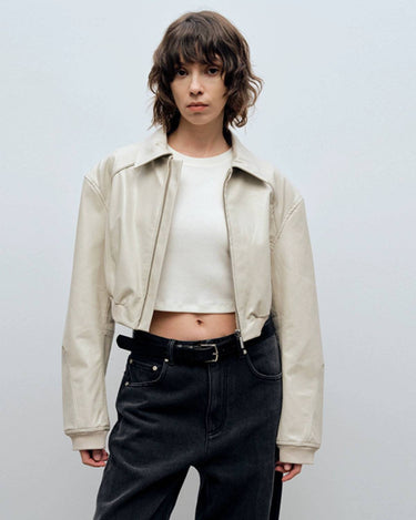 Vintage Lapel Short Leather Jacket: Timeless Style, Modern Edge