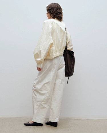 Vintage-Inspired Silhouette Bud Collar Jacket for Effortless Style