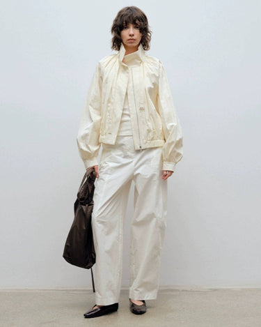 Vintage-Inspired Silhouette Bud Collar Jacket for Effortless Style