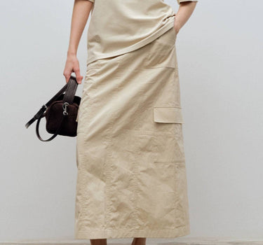 The Loose Silhouette Pocket Design Skirt