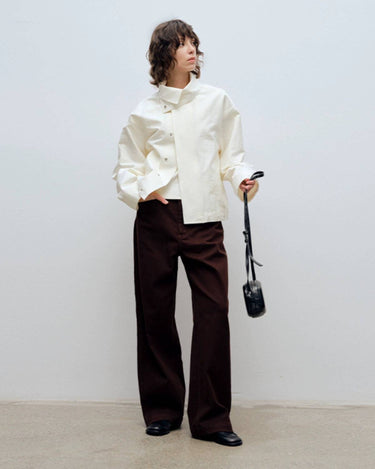 Vintage Straight-Leg Jeans with a Modern Fit